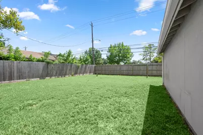 7047 Inkberry Drive, Houston, TX 77092 - Photo 6
