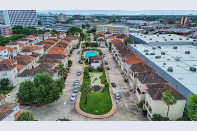 7147 Windwater Parkway S, Houston, TX 77036 - Photo 48