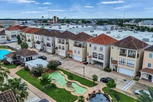 7147 Windwater Pkwy S, Houston, TX 77036 - Photo 4