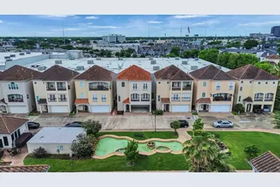 7147 Windwater Parkway S, Houston, TX 77036 - Photo 44
