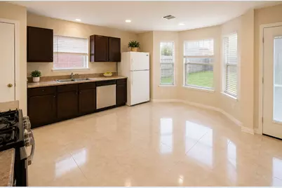 16127 Eaglewood Spring Ct, Houston, TX 77083 - Photo 12