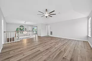 8010 Ashley Cir Dr N, Houston, TX 77071 - Photo 38