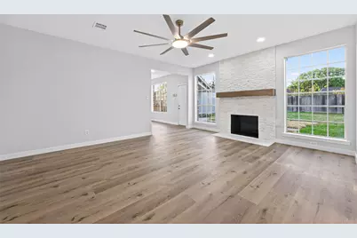8010 Ashley Circle Drive N, Houston, TX 77071 - Photo 8