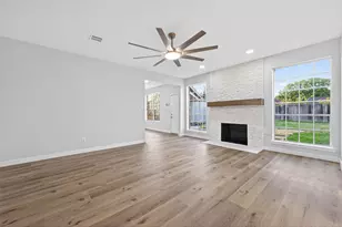 8010 Ashley Cir Dr N, Houston, TX 77071 - Photo 8