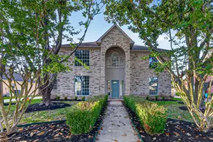 8010 Ashley Cir Dr N, Houston, TX 77071 - Photo 4
