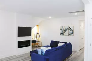 5204 Gold St, Houston, TX 77026 - Photo 8