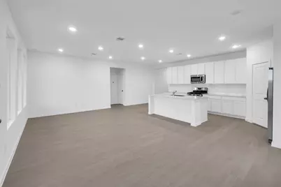 7754 Montana Ruby Drive, Rosharon, TX 77583 - Photo 4