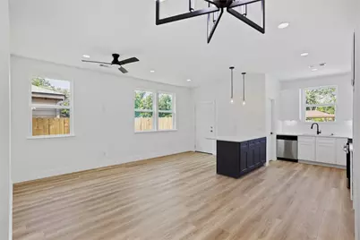 250 Georgia Street #A, Houston, TX 77029 - Photo 8