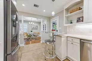 826 T C Jester Blvd, Houston, TX 77008 - Photo 14