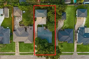 826 T C Jester Blvd, Houston, TX 77008 - Photo 24