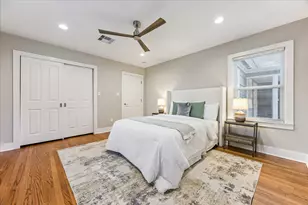 826 T C Jester Blvd, Houston, TX 77008 - Photo 4