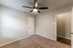 207 Black Bear Dr, Huntsville, TX 77320 - Photo 28