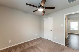 207 Black Bear Dr, Huntsville, TX 77320 - Photo 30