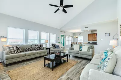 119 Bay Avenue, Surfside Beach, TX 77541 - Photo 12