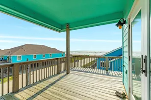 119 Bay Ave, Surfside Beach, TX 77541 - Photo 4