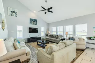 119 Bay Ave, Surfside Beach, TX 77541 - Photo 6