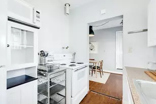 2402 Hazard St, Houston, TX 77019 - Photo 12