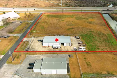 1070 Pine, Texas City, TX 77591 - Photo 20