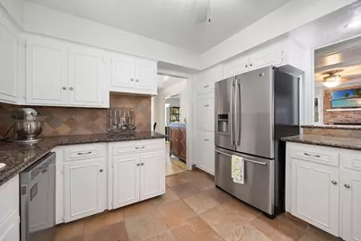 5419 Imogene Street, Houston, TX 77096 - Photo 10