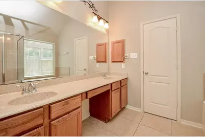 5205 Kendall Glen Court, Rosharon, TX 77583 - Photo 10