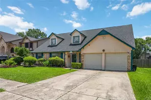 7330 Maple Walk Dr, Humble, TX 77346 - Photo 2