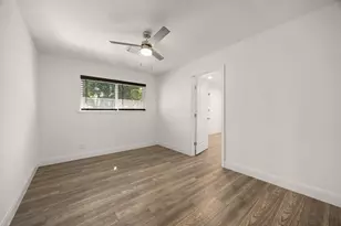 9739 Philmont Dr, Houston, TX 77080 - Photo 14