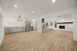 9739 Philmont Dr, Houston, TX 77080 - Photo 12