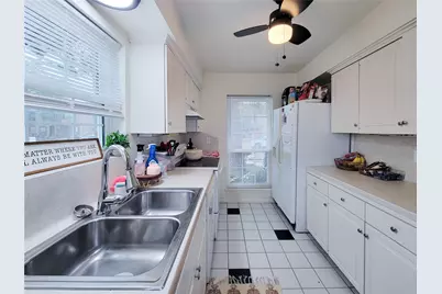 2021 Winrock Boulevard #167, Houston, TX 77057 - Photo 10