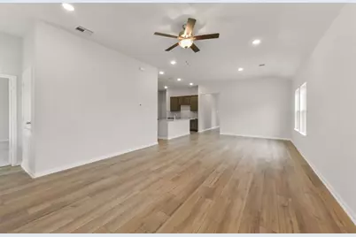 232 Harlingen Drive, Magnolia, TX 77354 - Photo 6