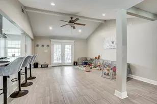 12329 Ashcroft Dr, Houston, TX 77035 - Photo 8