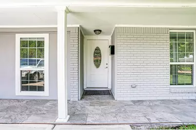12329 Ashcroft Drive, Houston, TX 77035 - Photo 2