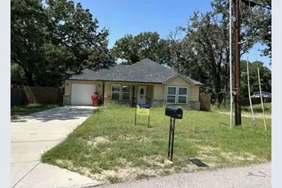 301 Indian Oaks Trail, Quinlan, TX 75474 - Photo 1