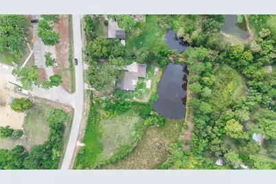 1602 Baker Drive, Tomball, TX 77375 - Photo 44