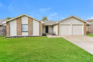 7011 Pickett Dr, Richmond, TX 77469 - Photo 1