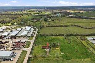 1839 W Henderson Rd, Angleton, TX 77515 - Photo 44