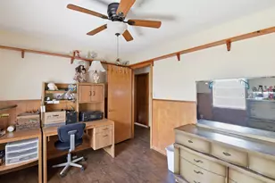 1839 W Henderson Rd, Angleton, TX 77515 - Photo 16