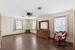 1839 W Henderson Rd, Angleton, TX 77515 - Photo 16