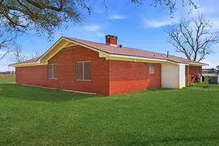 1839 W Henderson Rd, Angleton, TX 77515 - Photo 28