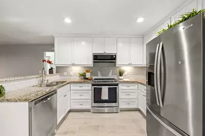 7630 Lady Street, Houston, TX 77021 - Photo 2