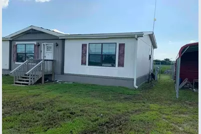 112 Terri Drive, Collinsville, TX 76233 - Photo 2