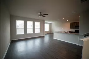 4455 Eveslage Ln, Conroe, TX 77304 - Photo 4