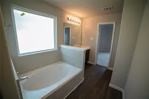 4455 Eveslage Ln, Conroe, TX 77304 - Photo 10