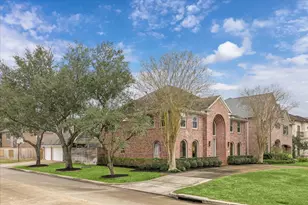 5201 Grand Lake, Bellaire, TX 77401 - Photo 2