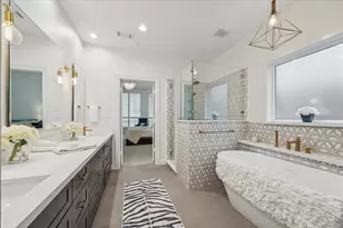 5201 Grand Lake, Bellaire, TX 77401 - Photo 18