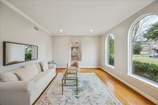 5201 Grand Lake, Bellaire, TX 77401 - Photo 4