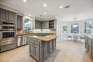 5201 Grand Lake, Bellaire, TX 77401 - Photo 14