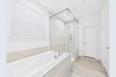 2711 Clinton Drive, Houston, TX 77020 - Photo 22