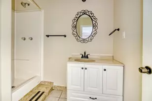 3902 Chapman St, Houston, TX 77009 - Photo 10