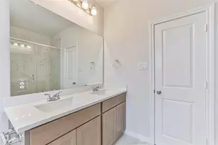 704 Ocean Palms Dr, Katy, TX 77493 - Photo 16