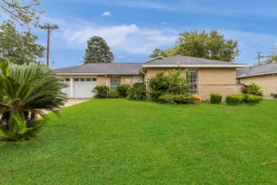 6602 Indian Lake Drive, Houston, TX 77489 - Photo 2